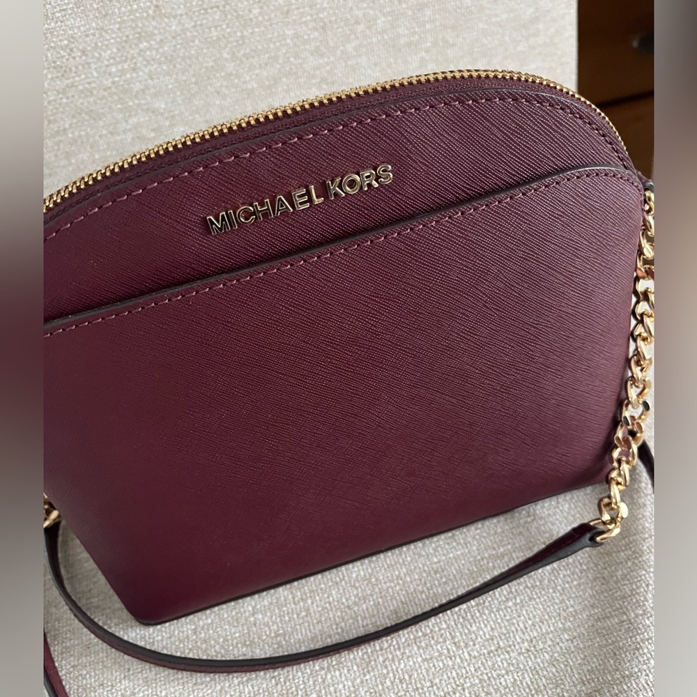 Michael Kors Crossbody Bag in plum